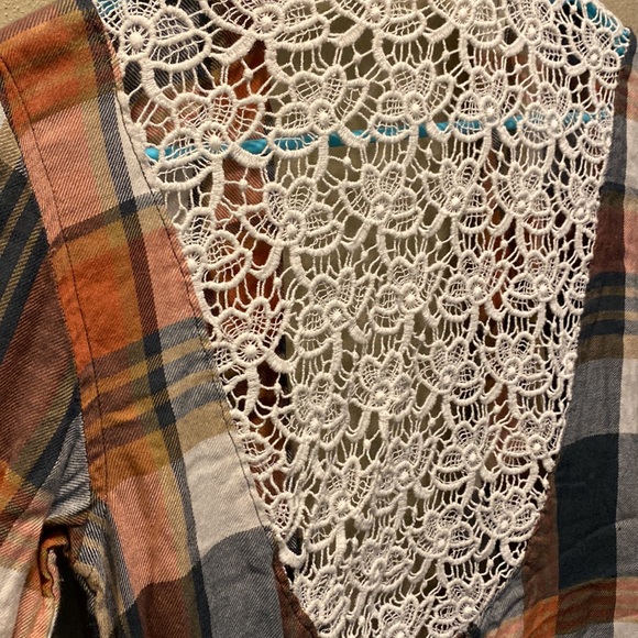 NWOT Flannel Lace Cardigan - Picture 7 of 9